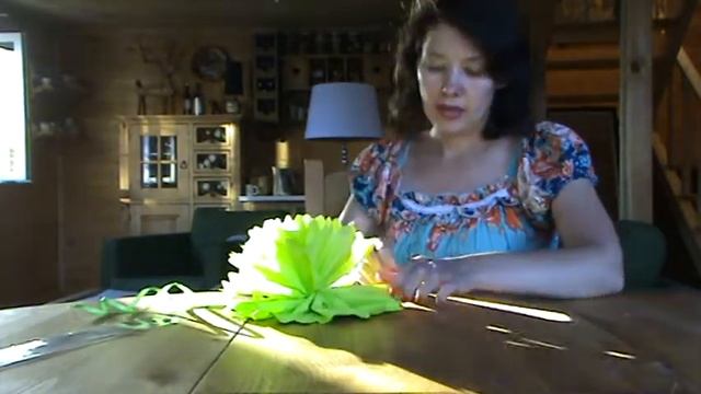 Шары из бумаги (помпоны). Как они расправляются!