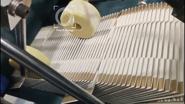 Производство шестиугольных коробок на фальцевально склеивающей линии GS 1100 смотреть онлайн