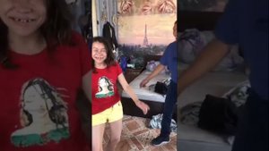 Иришка чики пики и Олег Монгол, танцы ?