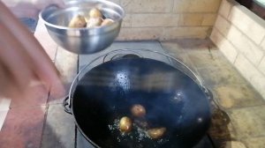 Цыплёнок табака с картошкой в казане