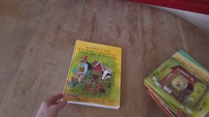 Серия книг про Петсона и Финдуса