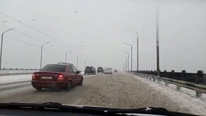 Езда по городу в сложных погодных условиях (снег). Час пик