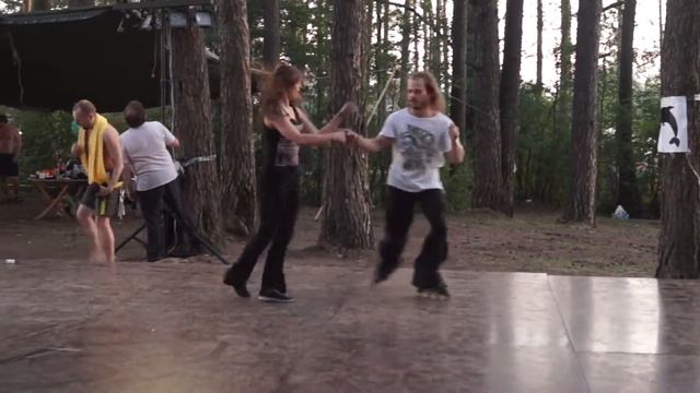 Танцы на роликах смотреть онлайн