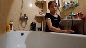 Как ухаживать за рыбкой петушком и убирать