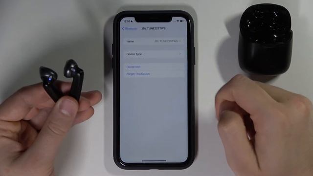 How to Connect JBL Tune 225 TWS with iPhone - Link iPhone and JBL Tune 225 TWS смотреть онлайн