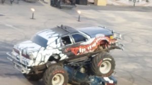 Шоу каскадёров!