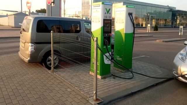 Электромикроавтобус - экономическая выгода, 6 лет и 360000 км. Расходы: дизель 40200$, электро 7400