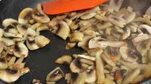 Картошка с грибами в сливках