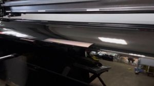 Резка тонировки на плоттере.