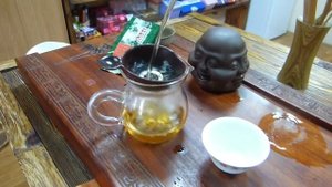 Утесный УИ Жоу Гуй Ма Тоу улун 2012 года