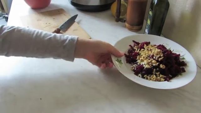 ГОТОВИМ САЛАТ ИЗ СВЕКЛЫ смотреть онлайн