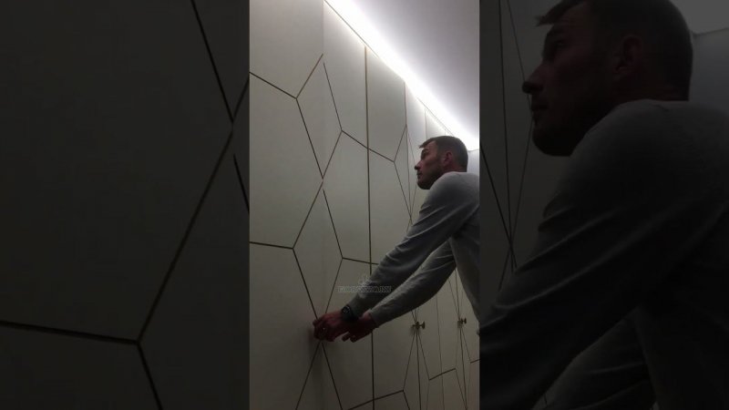 Шкаф для обуви с геометрической фрезеровкой