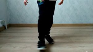 Урок 1. Break dance tutorial - learn simple movements step by step - Брейк данс для начинающих