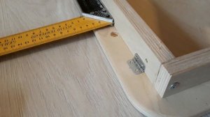 Складной столик для ноутбука. Показываю весь процесс его изготовления. Сделал его своими руками