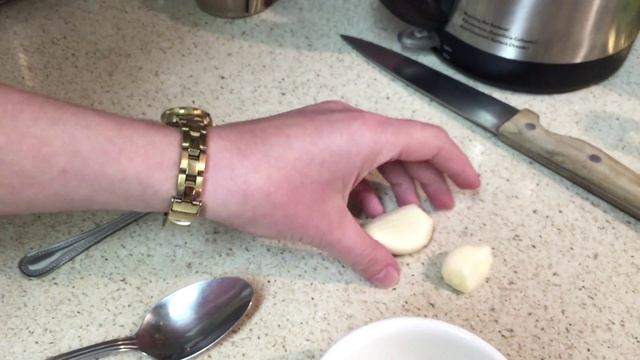 КАРТОШКА ЗАПЕЧЕННАЯ с ЧЕСНОЧНЫМ СОУСОМ Видео рецепт смотреть онлайн