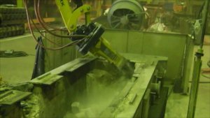 Brokk 400. Ремонт плавильных агрегатов