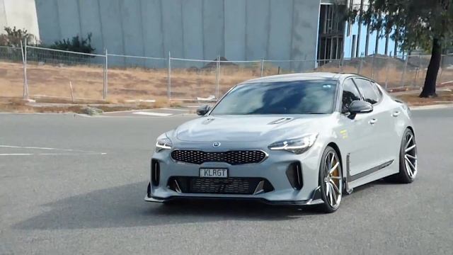 Get Stung! Two stunning Kia Stingers on Hussla Directional & Vertini RF1.1| смотреть онлайн