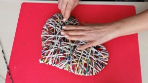 DIY Сердце из бумажных трубочек. Heart made of paper tubes