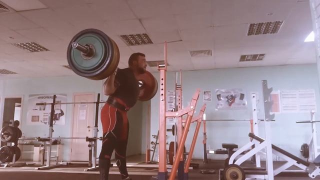 Последний средний присед 190*4/3 смотреть онлайн