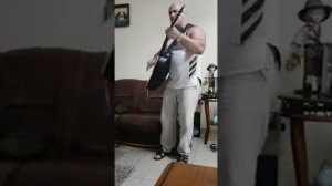 Мне пел нашептывал начальник из сыскной.