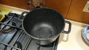 Салат из свеклы с луком и чесноком на зиму.