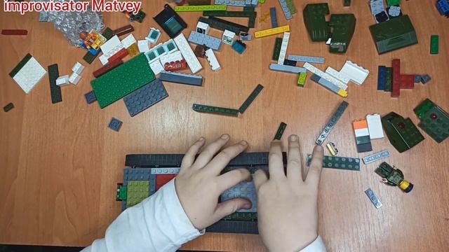 КАК сделать LEGO  ЭКСКАВАТОР из того что есть ,собираем конструктор импровизируем, своими руками
