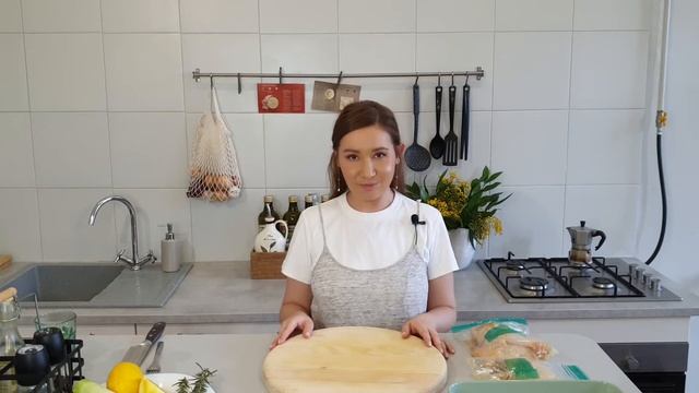 Курица с лимонами в горчичном соусе. Сочная и очень вкусная курочка. Средиземноморская кухня.