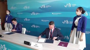 Владимир Путин отправился во Владивосток, где стартовал VII Восточный экономический форум