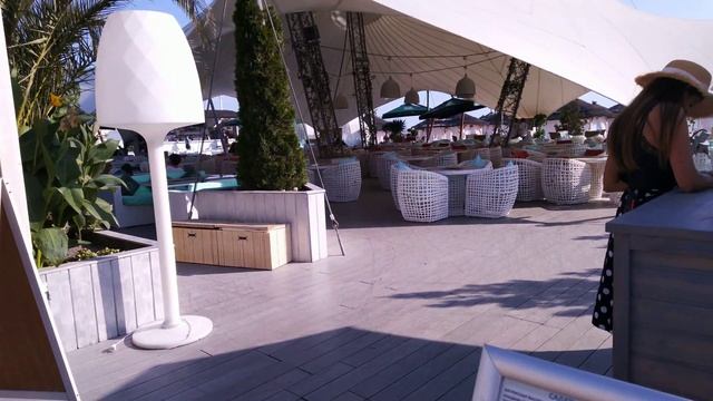 Адлер, набережная. Цены в кафе ? "Виноград". смотреть онлайн