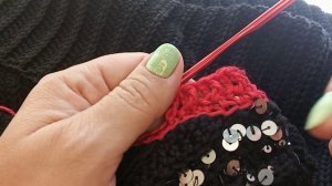 Обвязка горловины изделия крючком. Часть 1.