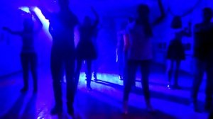 новогодний флешмоб,11 класс) танец был составлен: Сейтджелиевой Айше