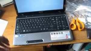 TOSHIBA SATELLITE L755