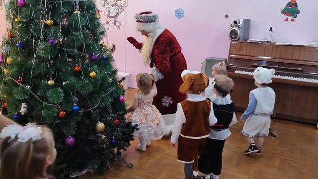 Новый год ясельная гр#1 #дети #детскийсад #руба #витебск #новыйгод #anaokulu #bayram #çocuk смотреть онлайн