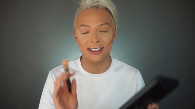 First YouTube Video Signature Glam смотреть онлайн