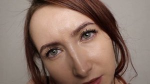 АСМР выщипывание бровей | ASMR eyebrow plucking