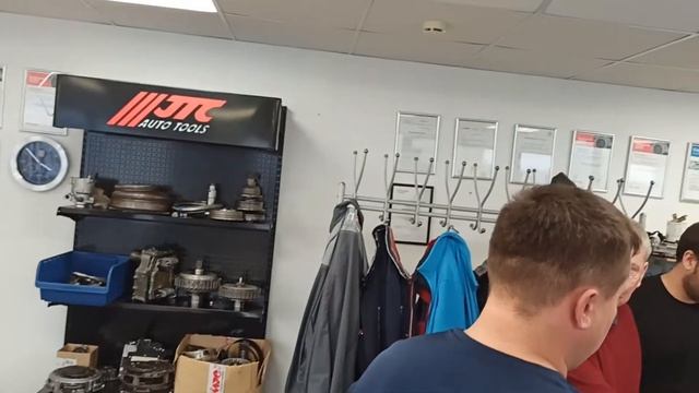 Курс автомеханики «с нуля» в ИЦ СМАРТ / Краткое знакомство с устройством АКПП