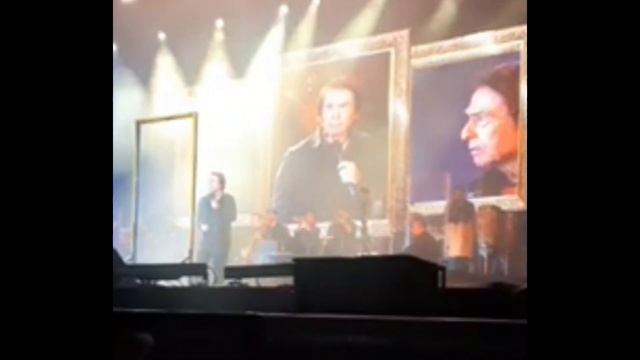 Raphael. Sevilla. "Frente al espejo".15.09.2023 / Рафаэль смотреть онлайн