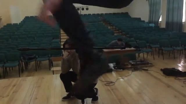 прыжок кувырок смотреть онлайн