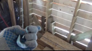 Тельфер DENZEL TF-250 в строительстве каркасного дома (подъем мешков с засыпной минватой)