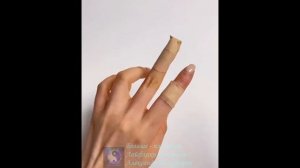Лайфхак. Как приклеить пластырь на палец.