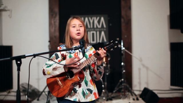 СОНЯ - НА ДЕСЕРТ | ШКОЛА УКУЛЕЛЕ ДЛЯ ДЕТЕЙ смотреть онлайн