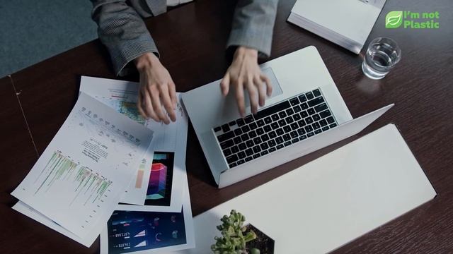 I'm not Plastic - производство биоразлагаемых пакетов из натуральных материалов