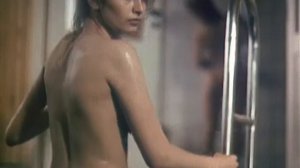 Обнаженная в шляпе (1991) комедия
