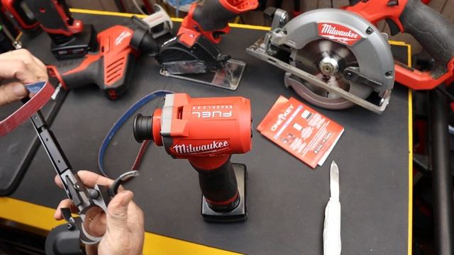 It's Here! The M12 Milwaukee 2482-20 Bandfile. Amazing 1/2" x 18" belt sander is going places fast! смотреть онлайн