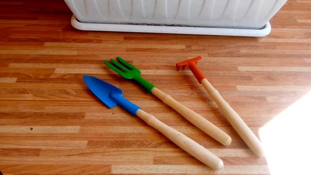 Огород на балконе -2018 / май / дружная завязь томатов смотреть онлайн