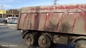 4.11.2023. Грузовой автомобиль 'Mercedes Benz-1832-Actros'.