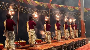 #8 ВАРАНАСИ-ГОРОД СМЕРТИ ИЛИ ЖИЗНИ? ААРТИ- ЧТО ЭТО? КРУТОЙ РЕСТОРАН В ВАРАНАСИ.