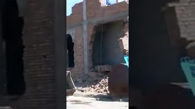 в Таджикистан разрушают мечеть смотреть онлайн