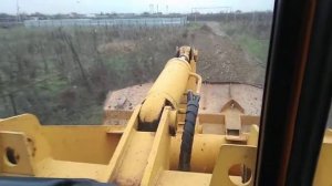 Амкодор 342В дорогу делает