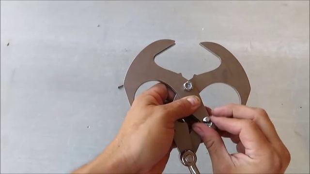 Build and Use a Gravity Hook 3.0 Grappling Hook смотреть онлайн
